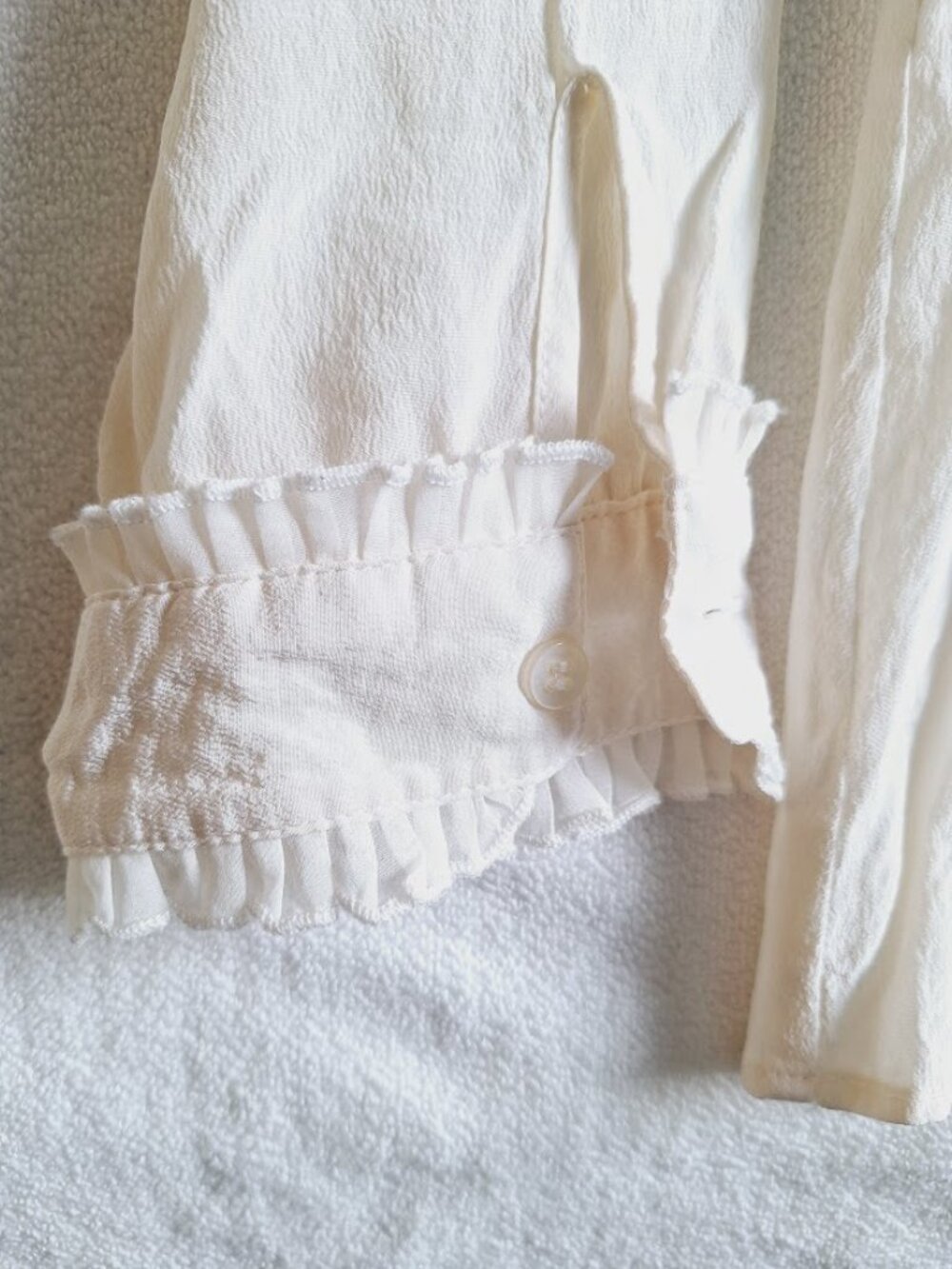 Joe Fresh Ivory Silk Ruffle Blouse Medium Long Sleeve Feminine Top - Picture 10 of 10